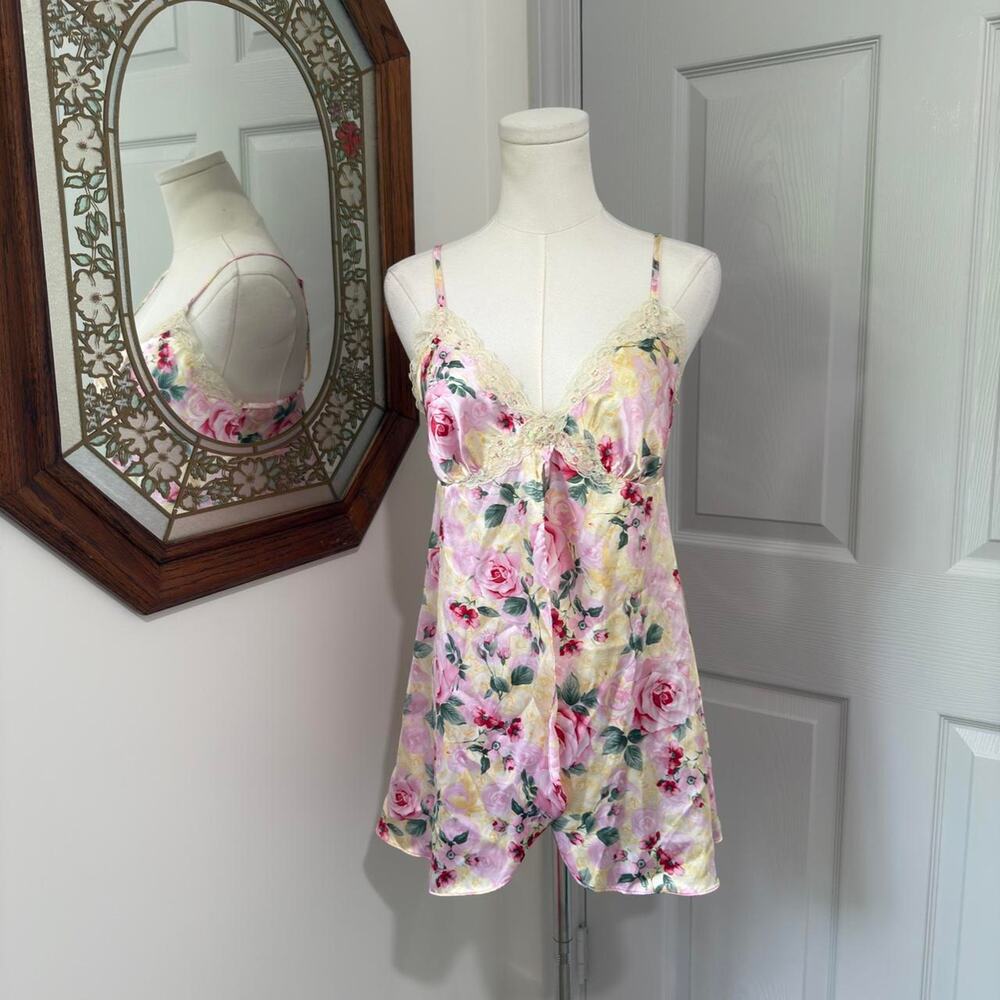 Secret Treasures Pink & Yellow Floral Satin Ivory Lace Sequin Open Front Slip M